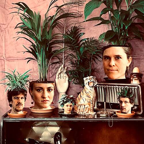 Catastrophe Waitress