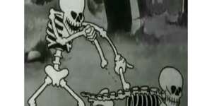 Pas Devant Les Enfants