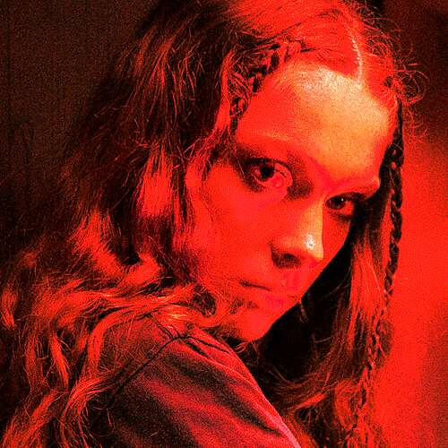 Scarlett (Garden Version)