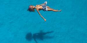 She moves in mysterious waves