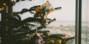 Blue Christmas (Elvis Presley cover)